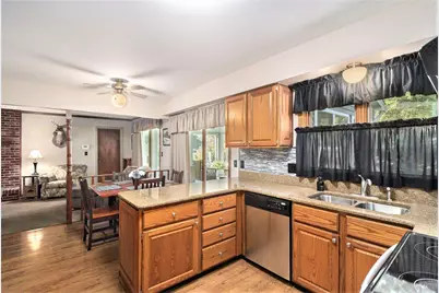 5656 Pebble Ridge Court, Ann Arbor, MI 48108 - Photo 12