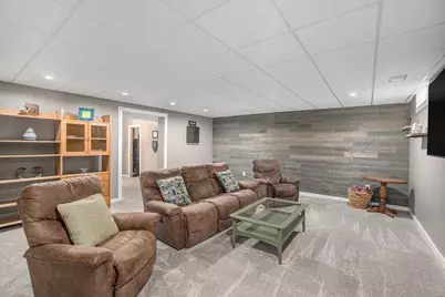601 E Oak Street, Fremont, MI 49412 - Photo 22