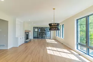 1844 Stratford Ln NW, Grand Rapids, MI 49534 - Photo 16