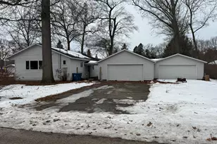 1310 W Giles Rd, Muskegon, MI 49445 - Photo 2