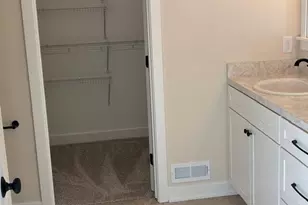 3776 Eastern Ave NE, Grand Rapids, MI 49525 - Photo 16