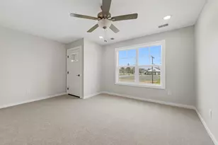 908 Indiana Ave, South Haven, MI 49090 - Photo 6