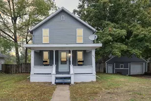 427 E Ash St, Mason, MI 48854 - Photo 2