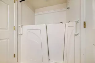 1184 S Village Cir, Kalamazoo, MI 49009 - Photo 24