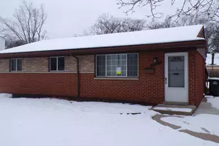 9942 Lincoln St, Taylor, MI 48180 - Photo 2