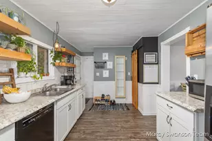 1753 Preston Ave NW, Grand Rapids, MI 49504 - Photo 12