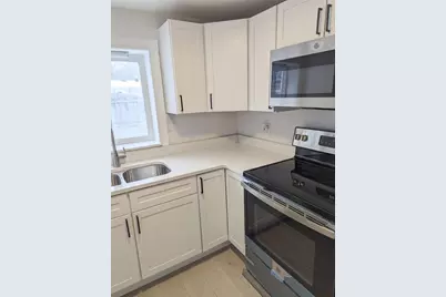 1009 N Ferry Street, Ludington, MI 49431 - Photo 18