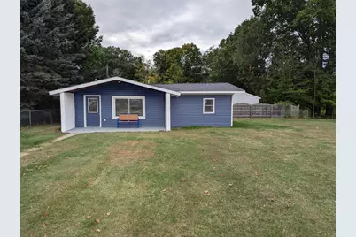 1009 N Ferry Street, Ludington, MI 49431 - Photo 1