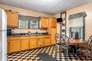 1976 Leahy St, Muskegon, MI 49442 - Photo 6