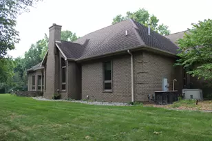 2315 Weigl Rd, Saginaw, MI 48609 - Photo 8