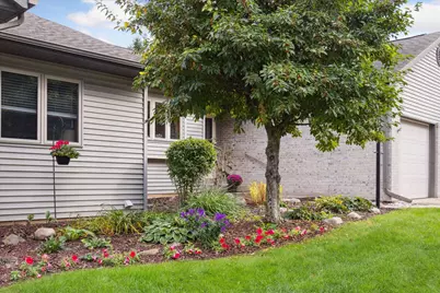 2486 Falcon Pointe Drive NW, Grand Rapids, MI 49534 - Photo 4