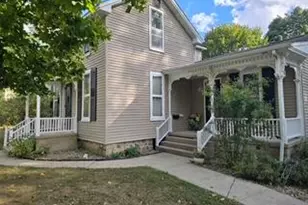 36 E Alden St, Coldwater, MI 49036 - Photo 2