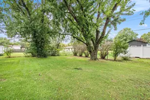 640 O'Brien Dr, Benton Harbor, MI 49022 - Photo 20