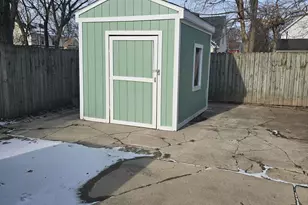 1234 W Allegan St, Lansing, MI 48915 - Photo 10