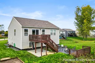 94 Sweet Meadow Dr, Kent City, MI 49330 - Photo 6