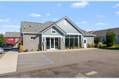 8083 Vineyard Parkway, Kalamazoo, MI 49009 - Photo 2