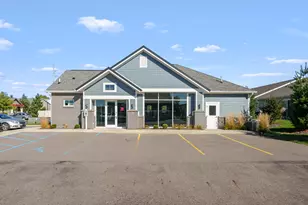 8083 Vineyard Pkwy, Kalamazoo, MI 49009 - Photo 1