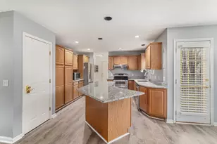 16409 Lannin Ln, Spring Lake, MI 49456 - Photo 4