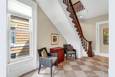 22 Jefferson Avenue SE, Grand Rapids, MI 49503 - Photo 16