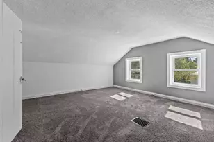 2342 E Montgomery Rd, Hillsdale, MI 49242 - Photo 10