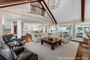 19201 N Shore Dr, Spring Lake, MI 49456 - Photo 18