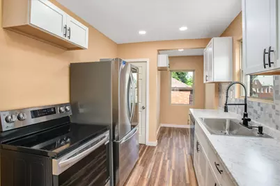 16259 Lesure Street, Detroit, MI 48235 - Photo 8