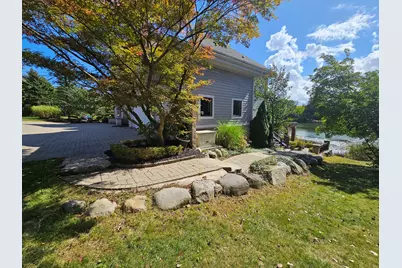 3367 Lone Pine Road, West Bloomfield, MI 48323 - Photo 2