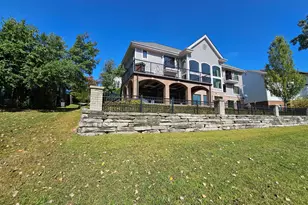 3367 Lone Pine Rd, West Bloomfield, MI 48323 - Photo 4