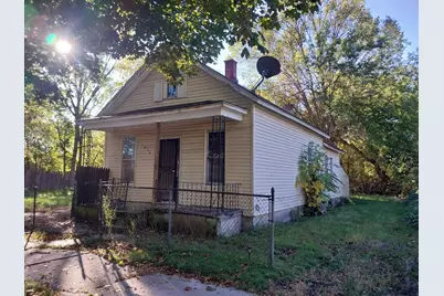 1810 Carroll Street, Saginaw, MI 48601 - Photo 1