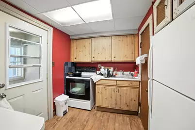 332 W Upton Avenue, Reed City, MI 49677 - Photo 32
