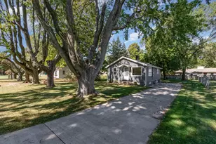 649 Grant Ave, Saint Joseph, MI 49085 - Photo 26