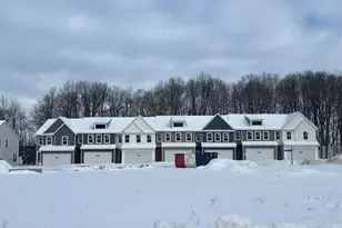 3327 Kings River St SW, Wyoming, MI 49418 - Photo 2