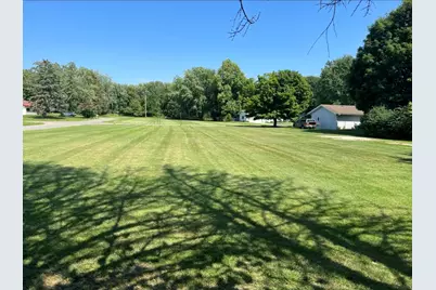 2140 Joyce Street, Benton Harbor, MI 49022 - Photo 1