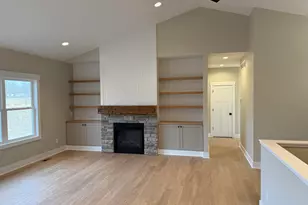 5925 Grand Vista Dr, Coopersville, MI 49404 - Photo 14