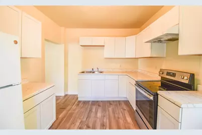 67 W Washington Street, Coldwater, MI 49036 - Photo 4