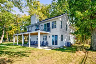 1722 Lake Michigan Dr, Fennville, MI 49408 - Photo 4