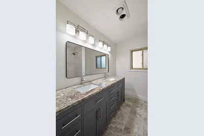 21934 S Nunneley Road, Clinton Twp, MI 48035 - Photo 22