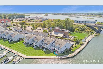 965 W Savidge Street, Spring Lake, MI 49456 - Photo 8