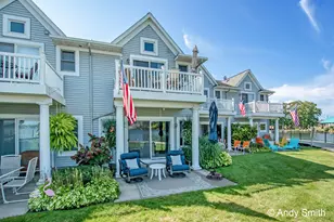 965 W Savidge St, Spring Lake, MI 49456 - Photo 2