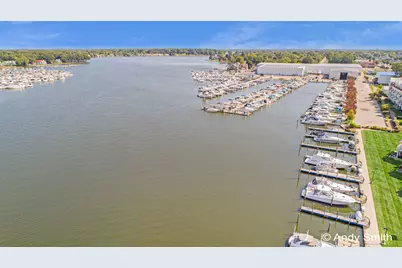 965 W Savidge Street, Spring Lake, MI 49456 - Photo 12