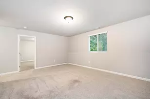 709 Skyview Trail, Ionia, MI 48846 - Photo 16