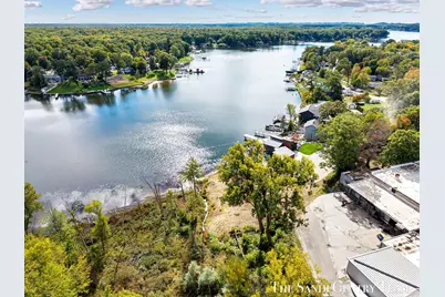 148 Lake Street, Fruitport, MI 49415 - Photo 2