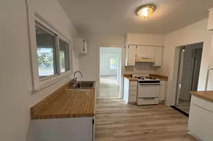 427 Sheldon St, Kalamazoo, MI 49001 - Photo 12