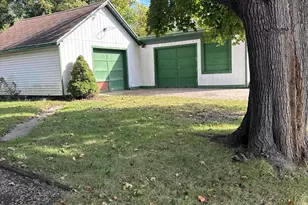 427 Sheldon St, Kalamazoo, MI 49001 - Photo 34