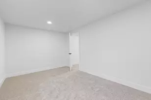 2004 Green Acres Dr, Adrian, MI 49221 - Photo 34