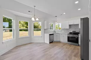 2026 Green Acres Dr, Adrian, MI 49221 - Photo 8