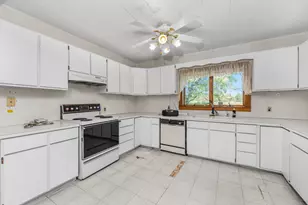 26970 Co Rd 687, Bangor, MI 49013 - Photo 10