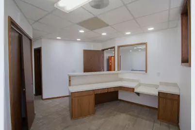 712 W Centre Avenue, Portage, MI 49024 - Photo 4