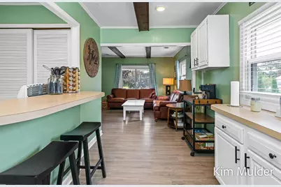 931 Frederick Avenue NW, Grand Rapids, MI 49504 - Photo 14