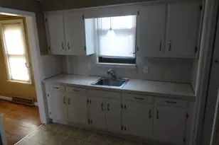 15534 Chestnut Ave, Eastpointe, MI 48021 - Photo 6